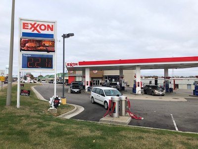 Getcoins - Bitcoin ATM - Inside of Exxon in Colonial Heights, Virginia