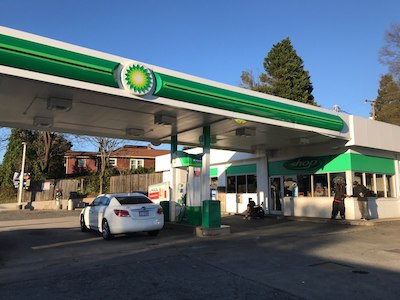 Getcoins - Bitcoin ATM - Inside of BP Gas in Winston-Salem, North Carolina