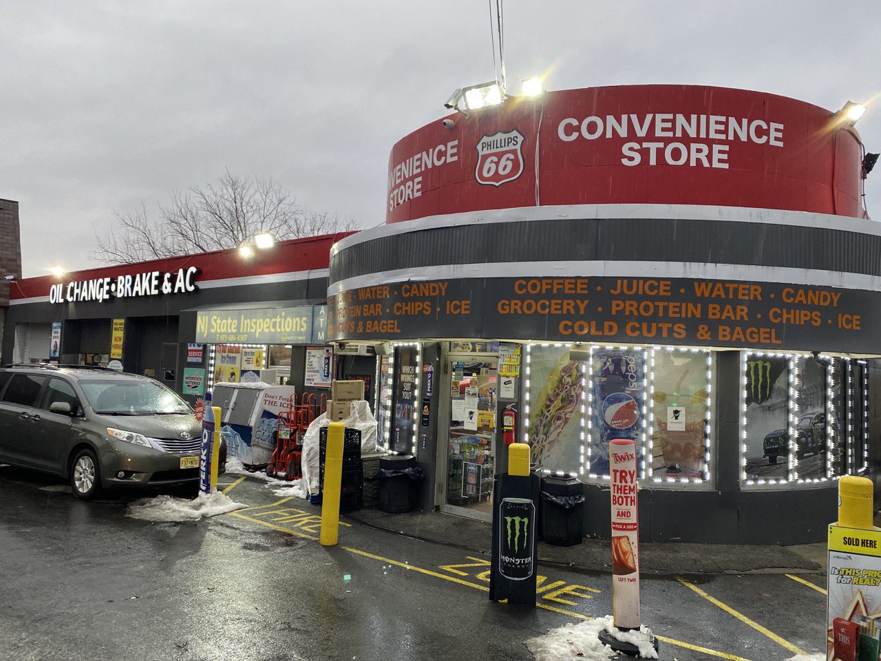 Getcoins - Bitcoin ATM - Inside of Phillips 66 in Paterson, New Jersey