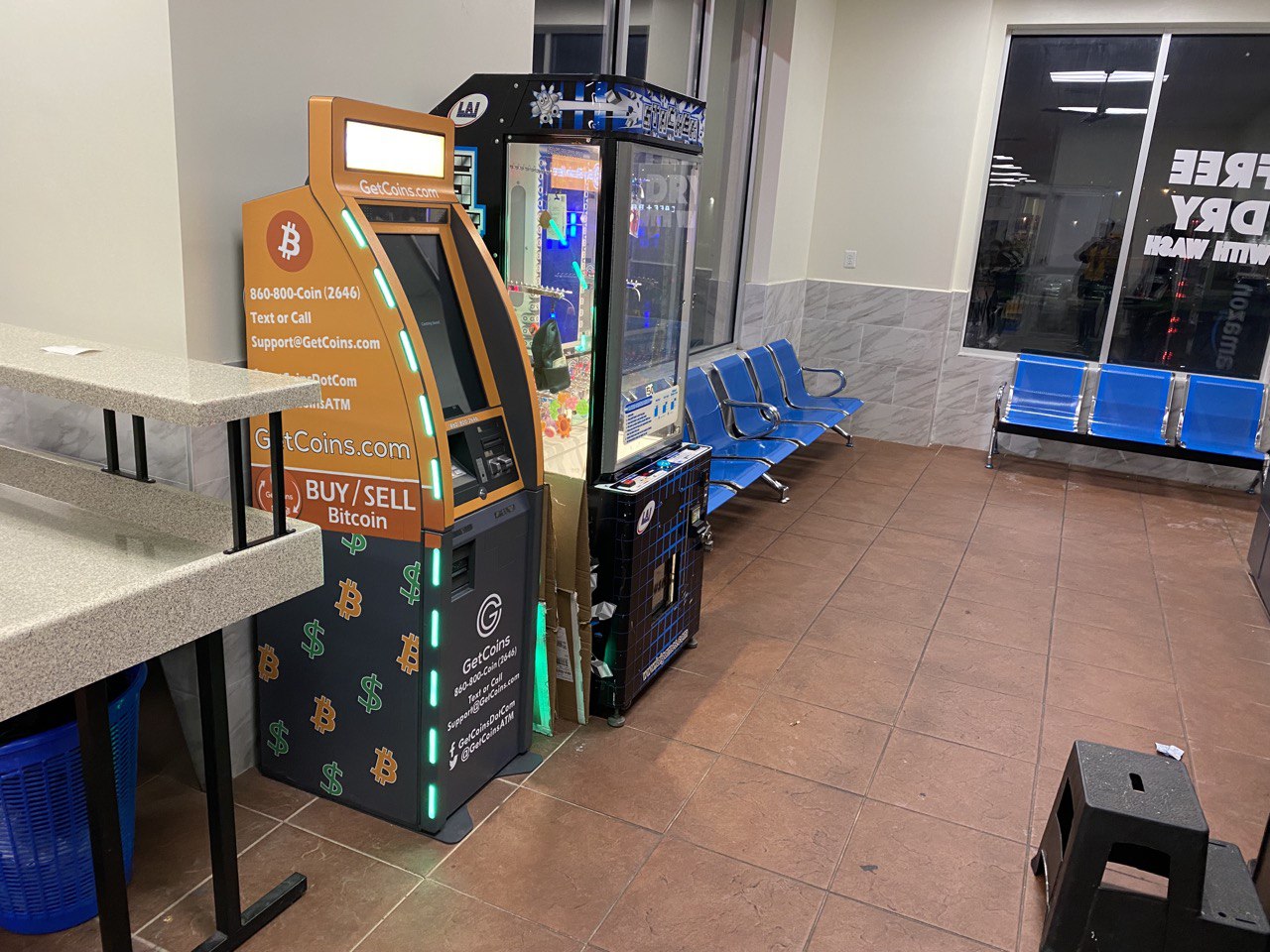 Getcoins - Bitcoin ATM - Inside of M Laundry in Philadelphia, Pennsylvania
