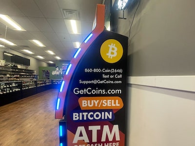 Getcoins - Bitcoin ATM - Inside of Good Guy Vapes in Phillipsburg, New Jersey