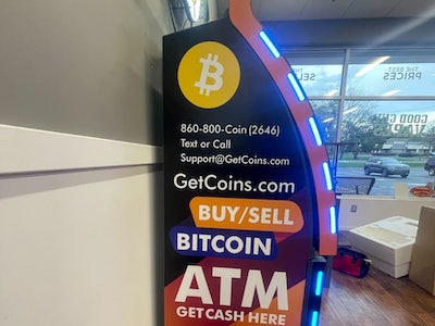 Getcoins - Bitcoin ATM - Inside of Good Guy Vapes in Phillipsburg, New Jersey