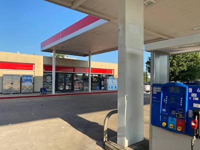 Getcoins - Bitcoin ATM - Inside of  Exxon in Emmitsburg, Maryland