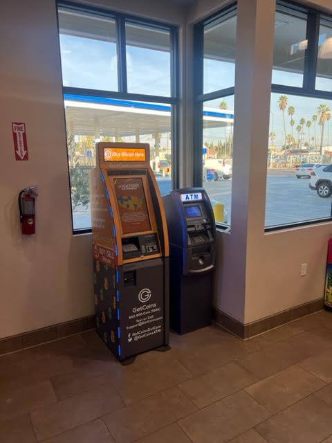 Getcoins - Bitcoin ATM - Inside of Arco in Los Angeles, California