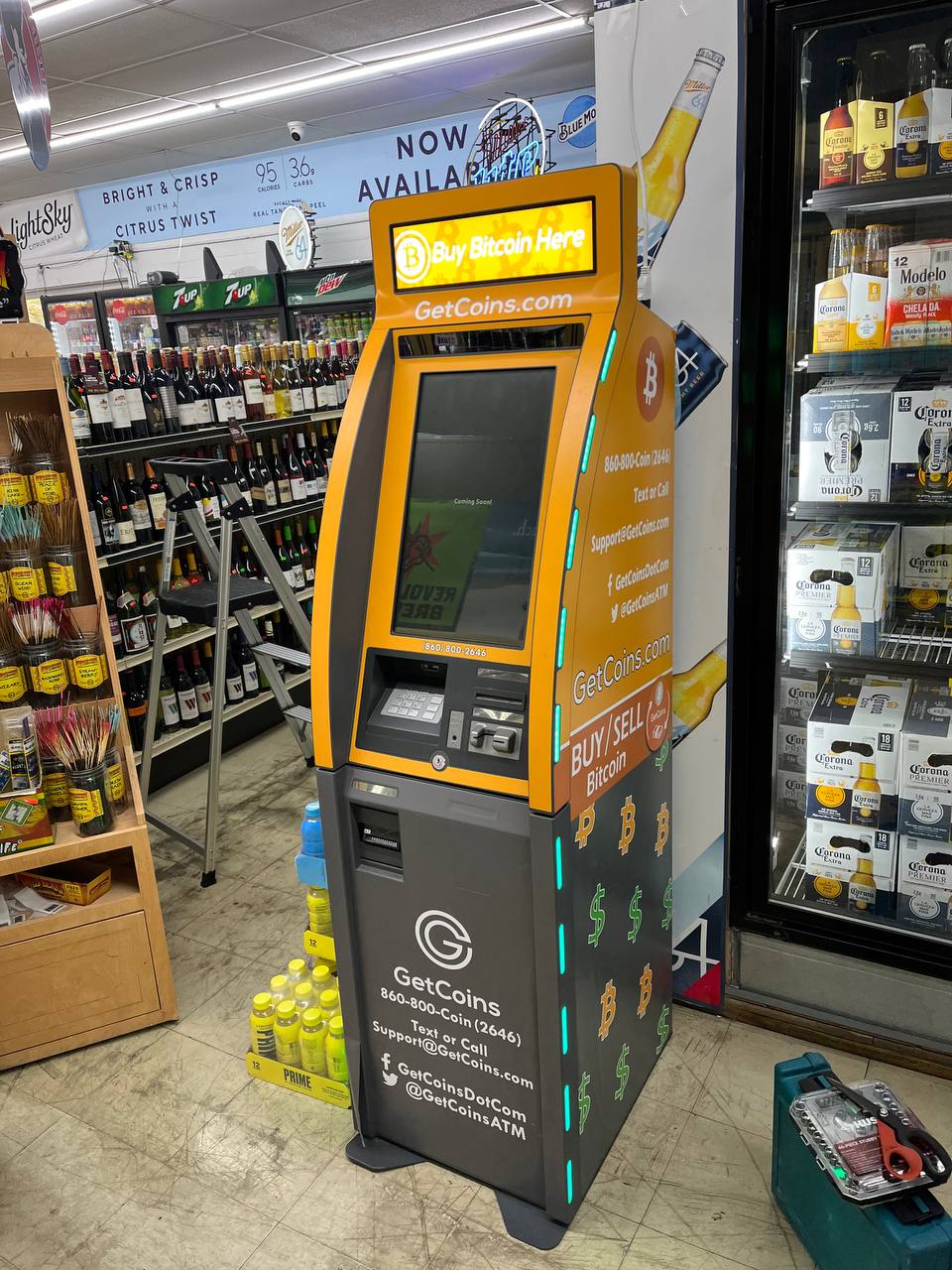 Getcoins - Bitcoin ATM - Inside of South Side Liquor  in Ottawa, Illinois