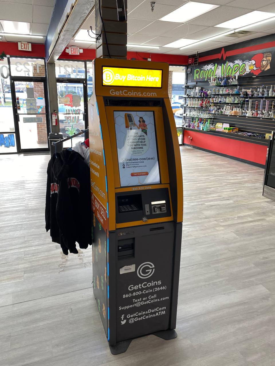 Getcoins - Bitcoin ATM - Inside of Royal Vape Smoke Shop in Milford, Ohio