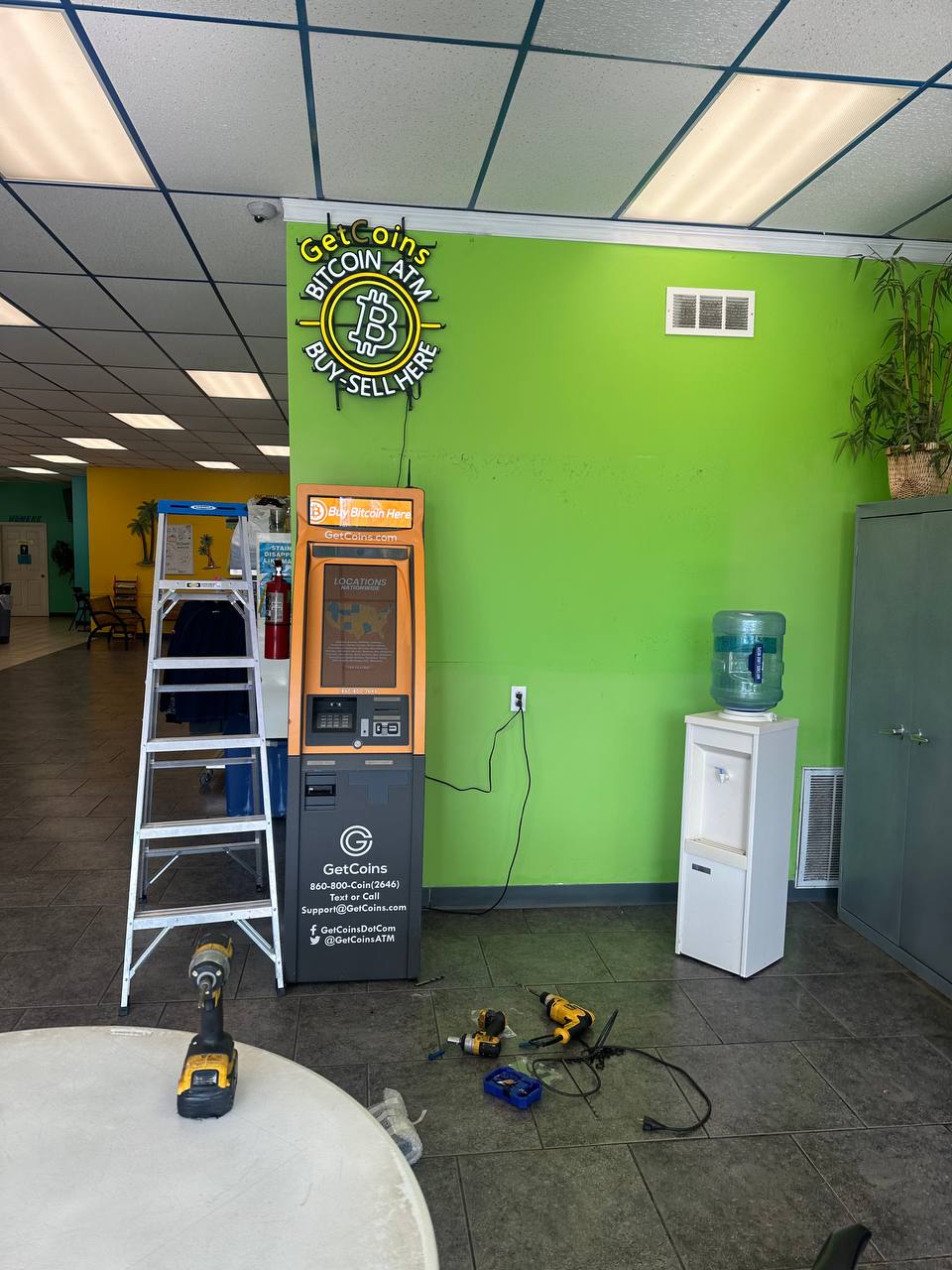 Getcoins - Bitcoin ATM - Inside of Soap & Sun Laundry & Tan in Martinsville, Indiana