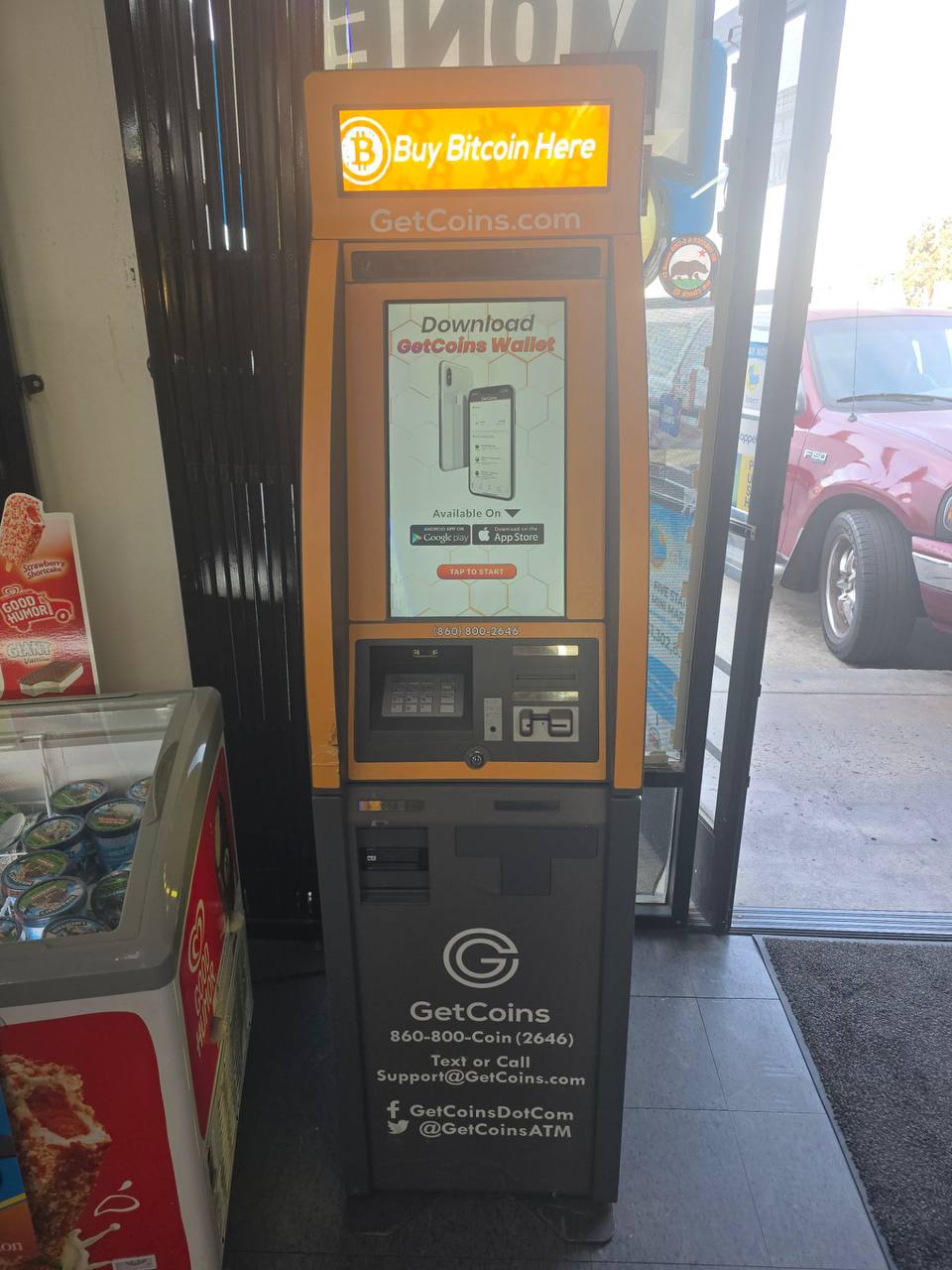 Getcoins - Bitcoin ATM - Inside of Five Star Mini Mart in Westminster, California