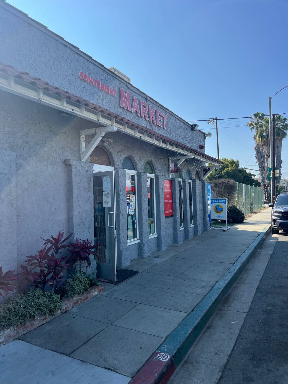 Getcoins - Bitcoin ATM - Inside of Convenient Market in Long Beach, California